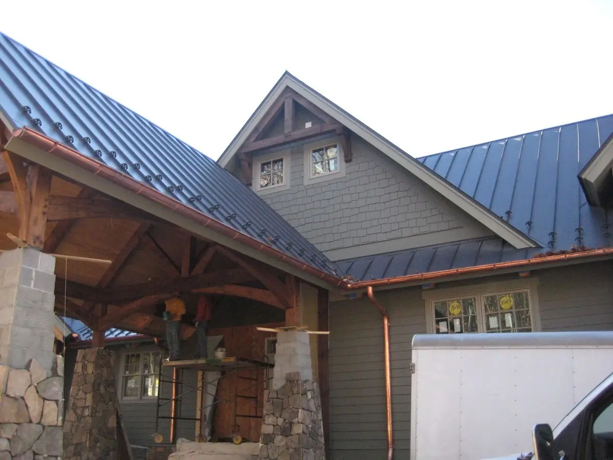 Craftsman Roofing team delivering quality roofing work in Hoopers Creek